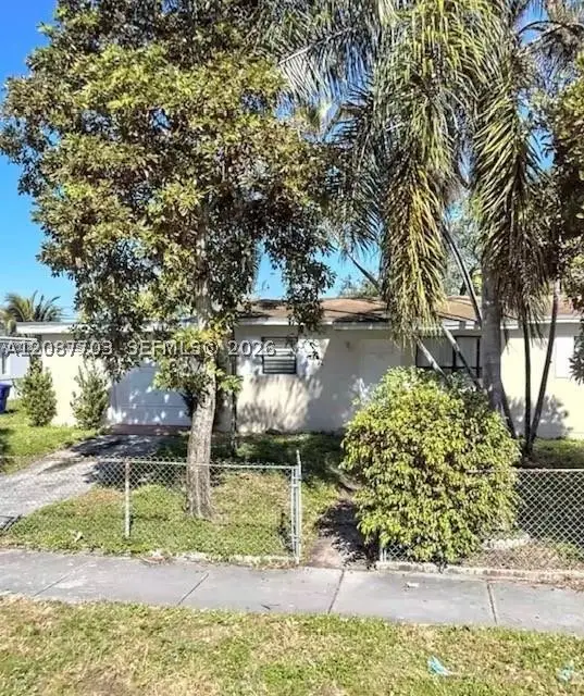 4711 SW 31st, West Park, FL 33023