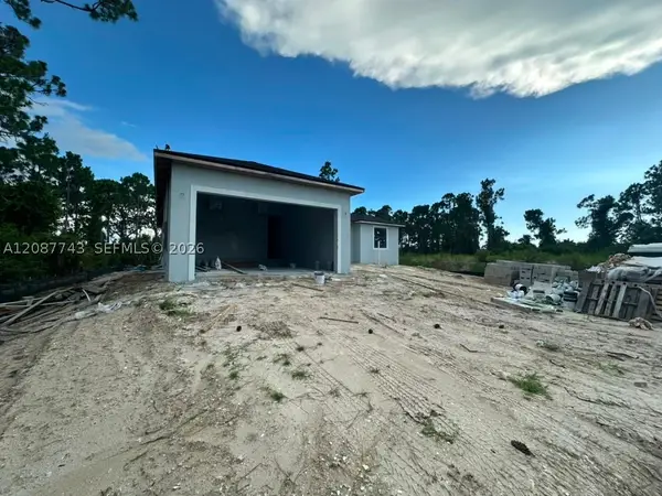 15825 Lakeland, Other Fl City, FL 33981