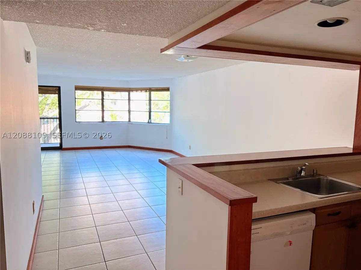 20860 San Simeon #303-6, Miami, FL 33179 - #1