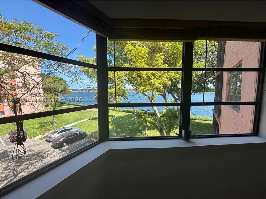 20860 San Simeon #303-6, Miami, FL 33179 - #2