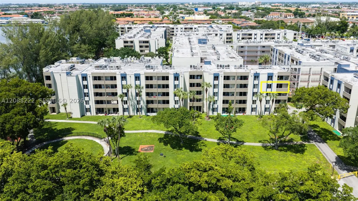 10000 NW 80th #2432, Hialeah Gardens, FL 33016 - #1