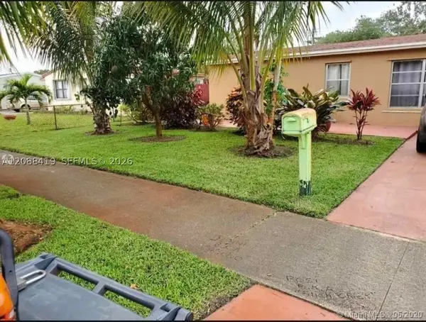 Address Withheld By Seller, Hollywood, FL 33024
