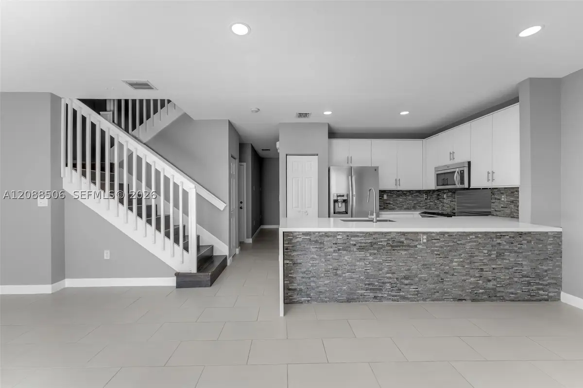 967 NE 42nd, Homestead, FL 33033 - #1