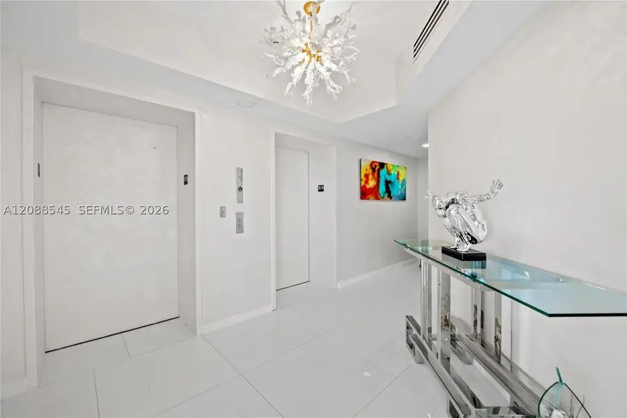 2711 S Ocean #1902, Hollywood, FL 33019 - #3