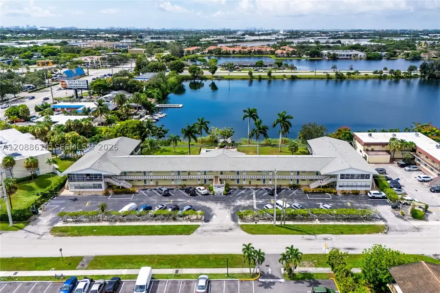 960 Crystal Lake #112, Deerfield Beach, FL 33064 - #2