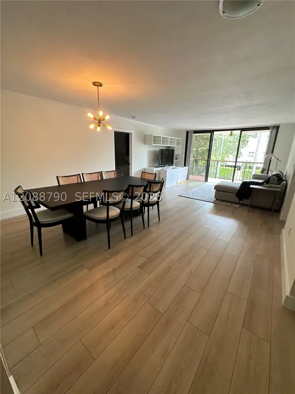 55 Ocean Lane #2028, Key Biscayne, FL 33149