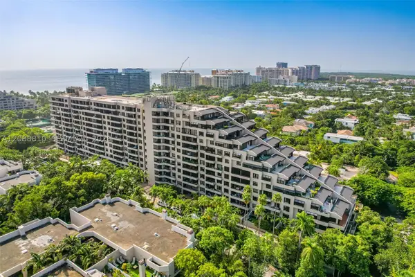 151 Crandon #138, Key Biscayne, FL 33149