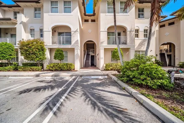 11603 NW 89th #213, Doral, FL 33178