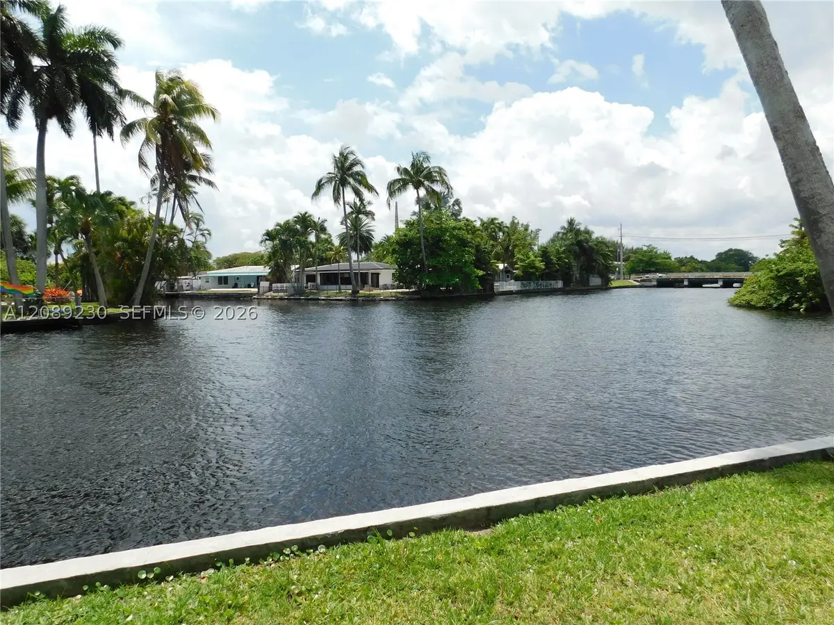 108 NE 30th, Wilton Manors, FL 33334 - #1