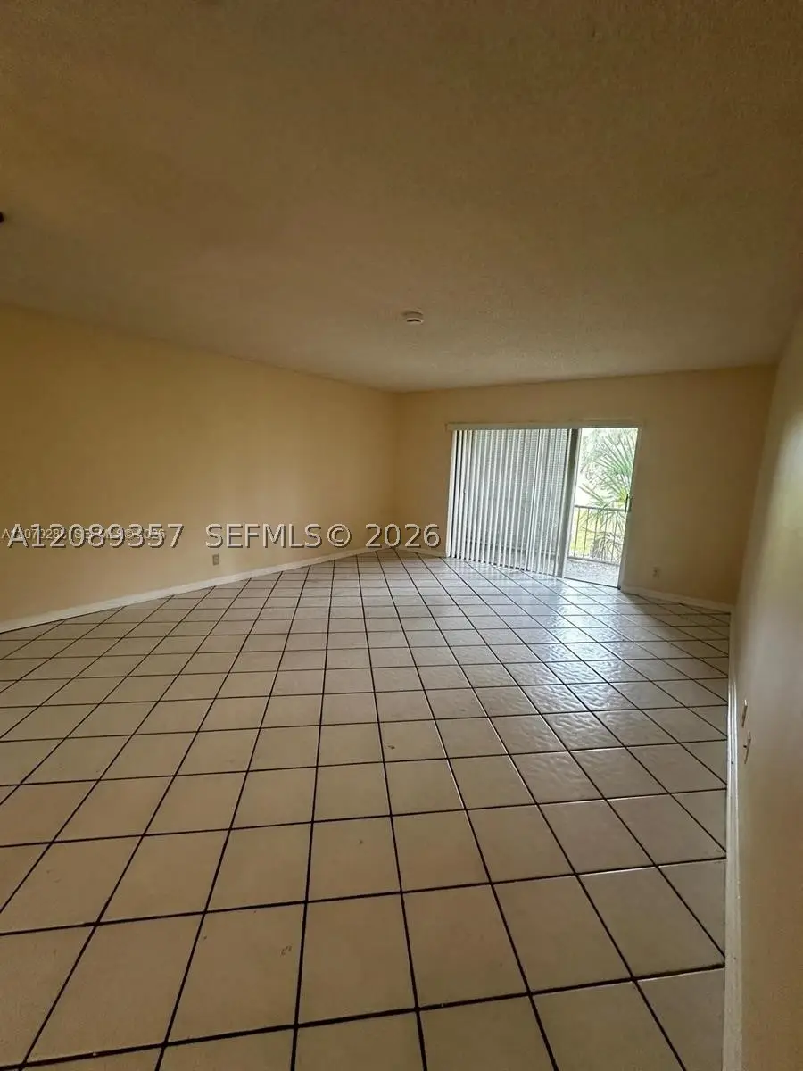 Address Withheld By Seller, Lauderhill, FL 33319 - #3
