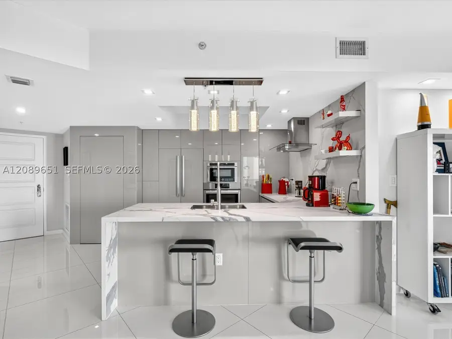 250 Sunny Isles #3-1004, Sunny Isles Beach, FL 33160 - #3
