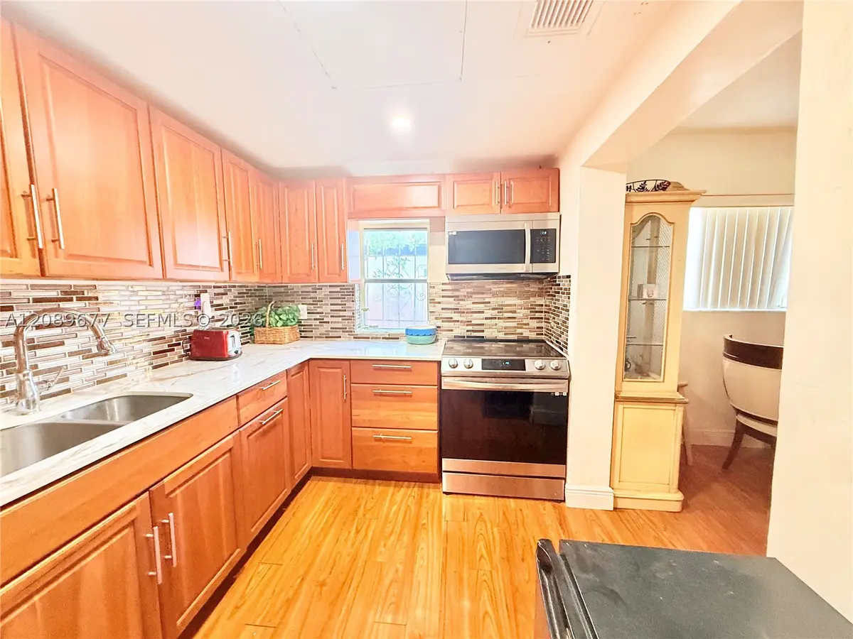 413 NW 14th, Fort Lauderdale, FL 33311 - #1