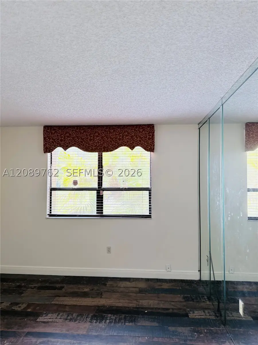 800 NE 199th #101D, Miami, FL 33179 - #3
