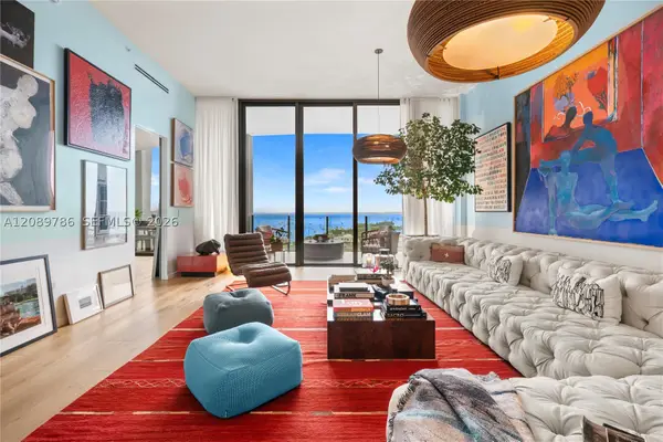 2811 S Bayshore #15C, Miami, FL 33133