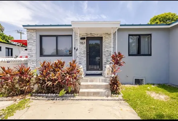 961 NE 155th, North Miami Beach, FL 33162