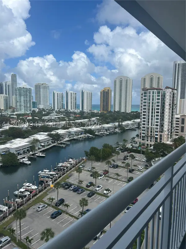 400 Kings Point #1624, Sunny Isles Beach, FL 33160