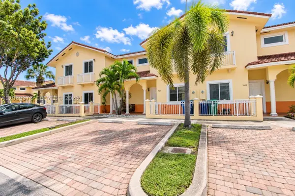 7464 NW 180th, Hialeah, FL 33015