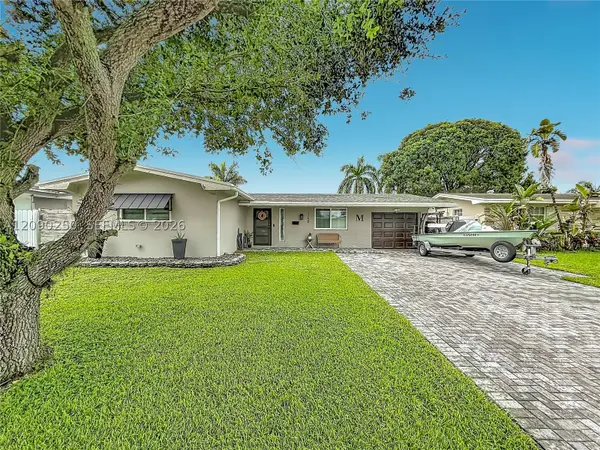1150 NW 86th, Pembroke Pines, FL 33024