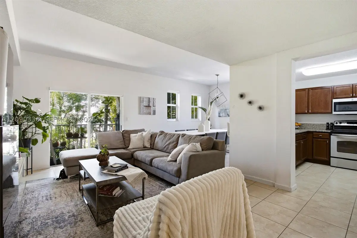 11605 NW 89th #228, Doral, FL 33178 - #1
