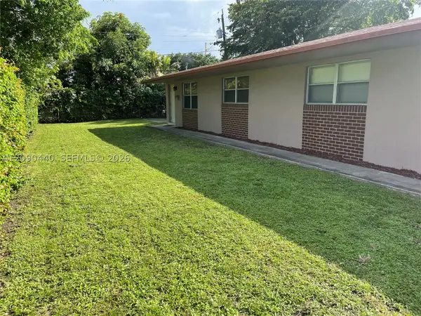 217 SW 10th, Hallandale, FL 33009