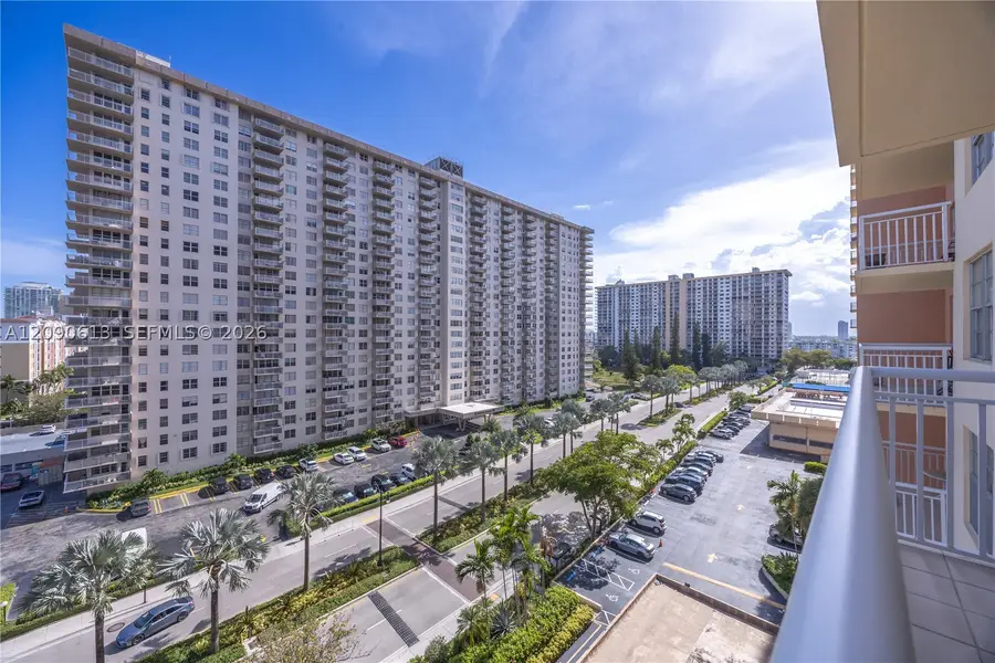 251 174th #812, Sunny Isles Beach, FL 33160 - #3