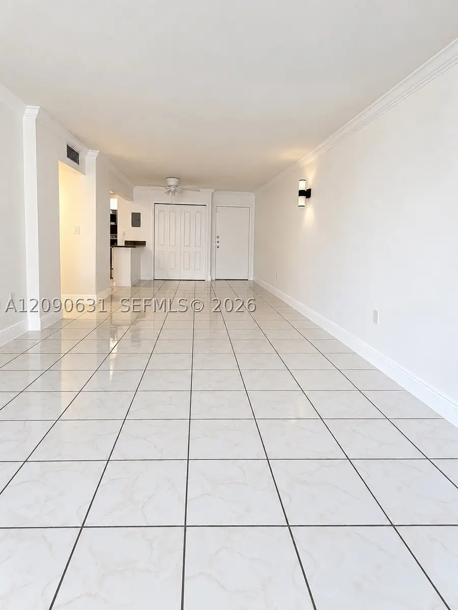816 NW 87th #203, Miami, FL 33172 - #2