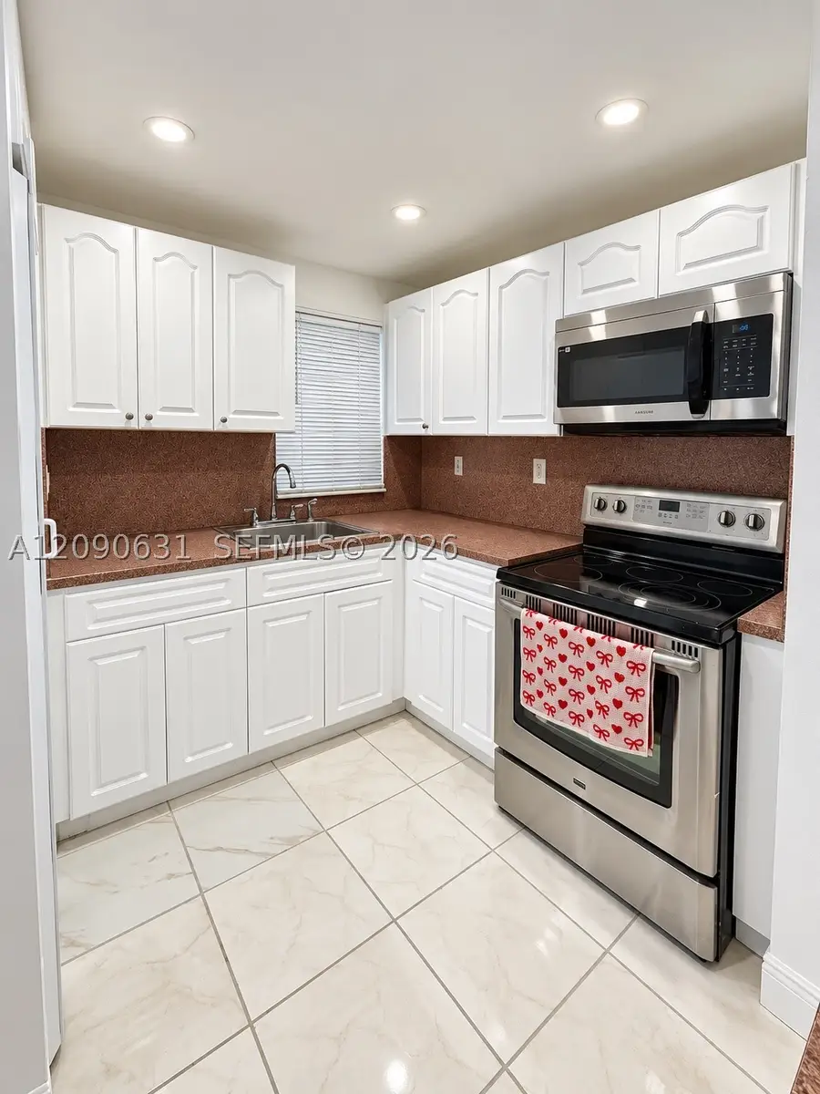 816 NW 87th #203, Miami, FL 33172 - #3