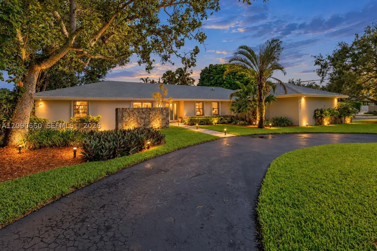 7915 SW 155th, Palmetto Bay, FL 33157 - #1