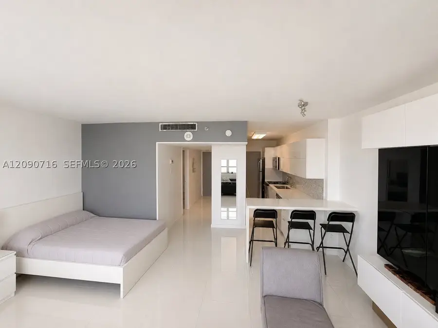 Address Withheld By Seller, Miami Beach, FL 33139 - #2