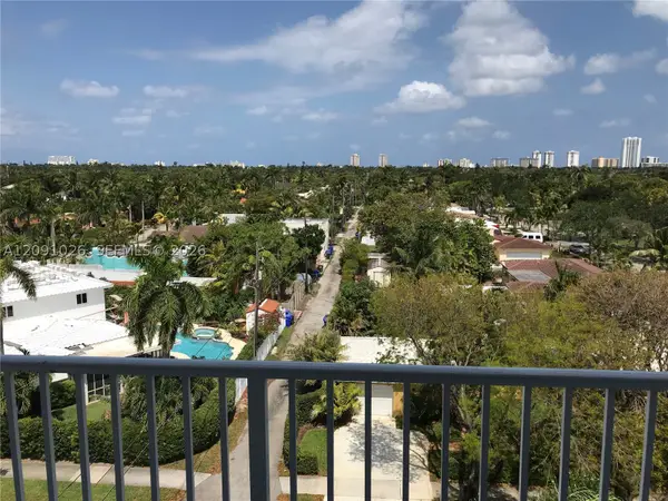 1701 Washington #604, Hollywood, FL 33020