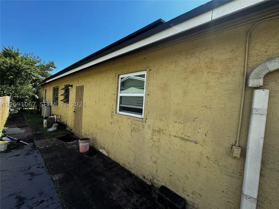 2420 NW 42nd, Lauderhill, FL 33313 - #3