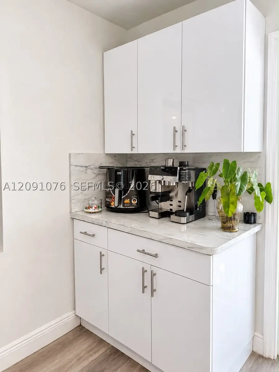 2331 Mckinley, Hollywood, FL 33020 - #2