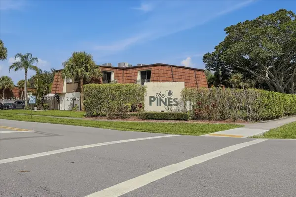 2160 White Pine #B, Greenacres, FL 33415