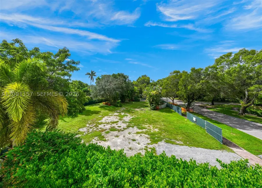 3807 Durango, Coral Gables, FL 33134 - #2
