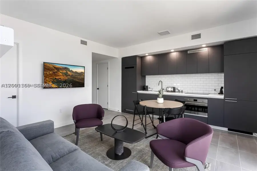 227 NE 2nd #2806, Miami, FL 33132 - #3