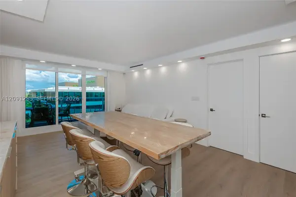 2301 Collins #834, Miami Beach, FL 33139