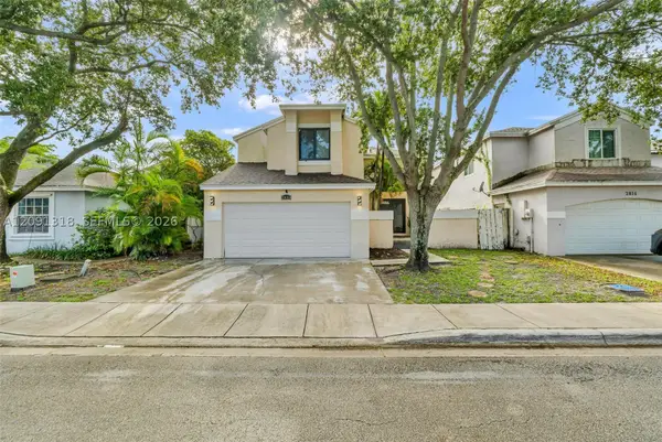 2836 W River Run Cir W, Miramar, FL 33025