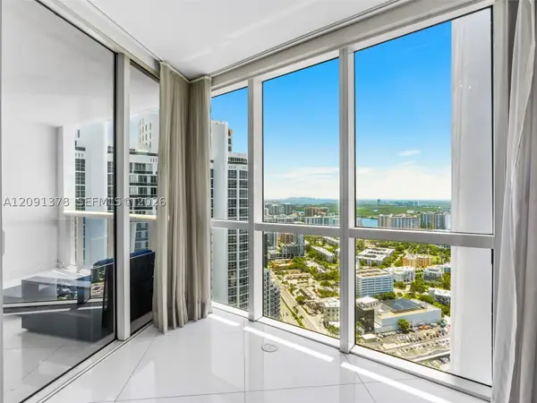 18201 Collins #5303, Sunny Isles Beach, FL 33160