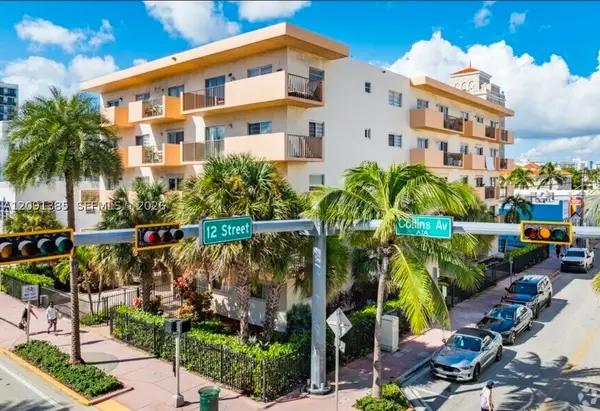 1150 Collins #404, Miami Beach, FL 33139