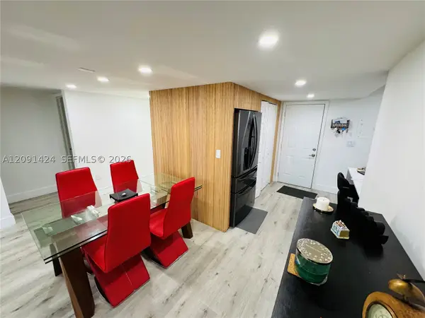 1555 W 44th #214D, Hialeah, FL 33012