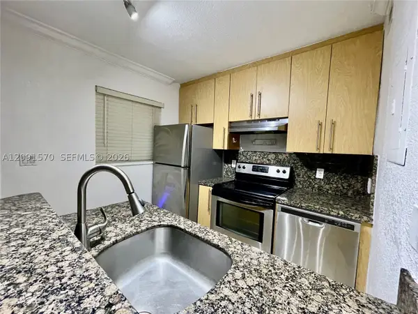 811 NE 14th #4, Fort Lauderdale, FL 33304