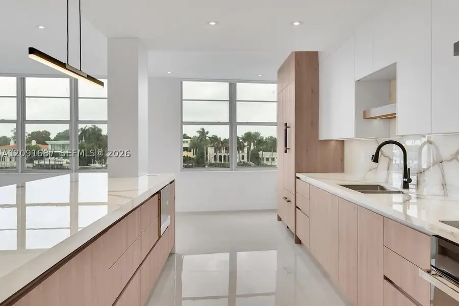 Address Withheld By Seller, Miami Beach, FL 33140 - #2
