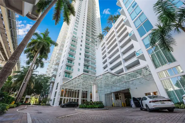 31 SE 5th #409, Miami, FL 33131