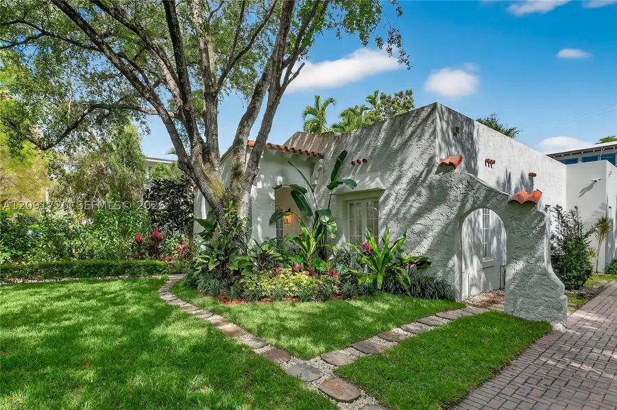 1109 Almeria, Coral Gables, FL 33134 - #3
