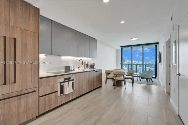 580 72nd #PH6, Miami Beach, FL 33141