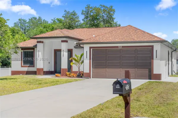 165 Patio, Lehigh Acres, FL 33974