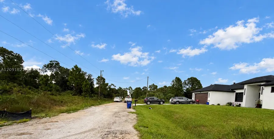 722 Irving, Lehigh Acres, FL 33972 - #3
