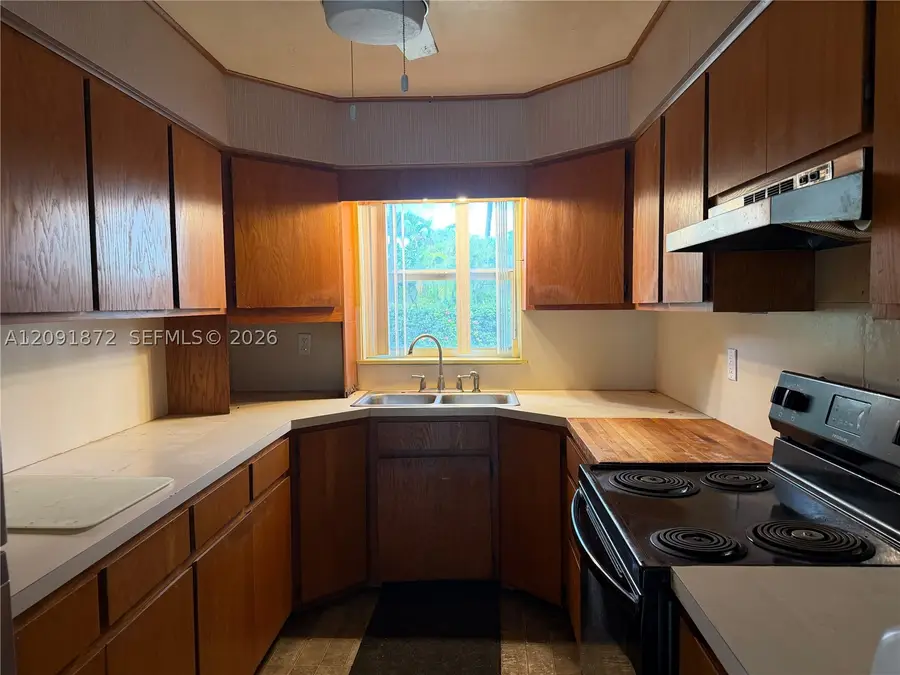 Address Withheld By Seller, Hollywood, FL 33019 - #3