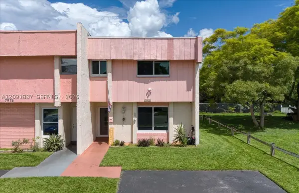 7911 SW 7th, North Lauderdale, FL 33068