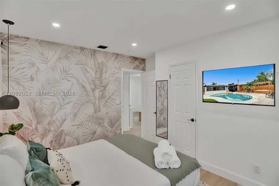 332 NW 45th, Fort Lauderdale, FL 33309 - #3